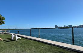 Haus in der Stadt – North Miami, Florida, Vereinigte Staaten. $7 899 000
