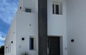 5-zimmer einfamilienhaus 350 m² in Moraira, Spanien. 2 400 000 €