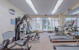 8-zimmer wohnung in Scarborough, Kanada. C$724 000