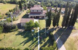 7-zimmer villa 13289 m² in Monteverdi Marittimo, Italien. 680 000 €