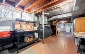 3-zimmer haus in der stadt in North York, Kanada. C$1 204 000