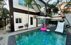 3-zimmer villa 300 m² in Pattaya, Thailand. $477 000