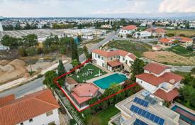 4-zimmer einfamilienhaus 486 m² in Strovolos, Zypern. 900 000 €