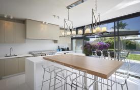 8-zimmer einfamilienhaus in Vallauris, Frankreich. 20 500 €  pro Woche