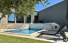 8-zimmer haus in der stadt 200 m² in Umag, Kroatien. 750 000 €