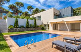 4-zimmer haus in der stadt 412 m² in Blanes, Spanien. 1 000 000 €