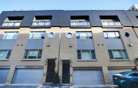 5-zimmer stadthaus in Merton Street, Kanada. C$2 129 000
