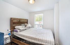 8-zimmer stadthaus in York, Kanada. C$1 128 000