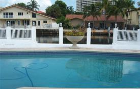 Villa – North Miami Beach, Florida, Vereinigte Staaten. $1 950 000