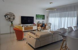4-zimmer wohnung 108 m² in Tel Aviv, Israel. $1 073 000