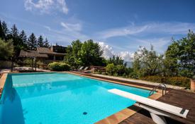 Villa – Montone, Umbria, Italien. 1 400 000 €
