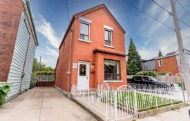 3-zimmer haus in der stadt in Old Toronto, Kanada. C$1 224 000