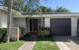 Haus in der Stadt – Coral Gables, Florida, Vereinigte Staaten. $1 250 000