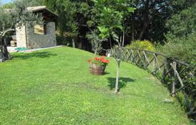 5-zimmer villa 335 m² in Gualdo Cattaneo, Italien. 550 000 €