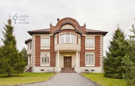 Einfamilienhaus 650 m² in Moscow Region, Russland. 88 000 ₽  pro Woche