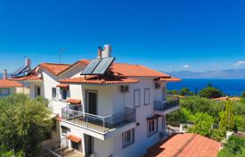 3-zimmer stadthaus 200 m² auf der Peloponnes, Griechenland. 300 000 €