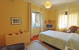 Wohnung – Ligurien, Italien. 700 000 €