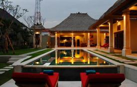 Villa – Seminyak, Bali, Indonesien. 2 700 €  pro Woche